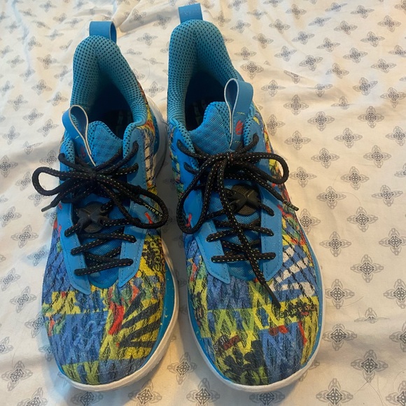 Curry Flow 10 Sour Patch Kids Basketball shoes - Picture 3 of 4